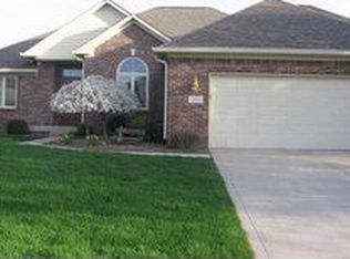 4835 Myrtle Ln, Greenwood, IN