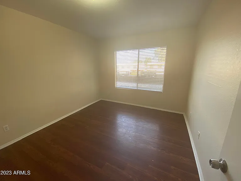 6002 W Townley Ave — Photo 6