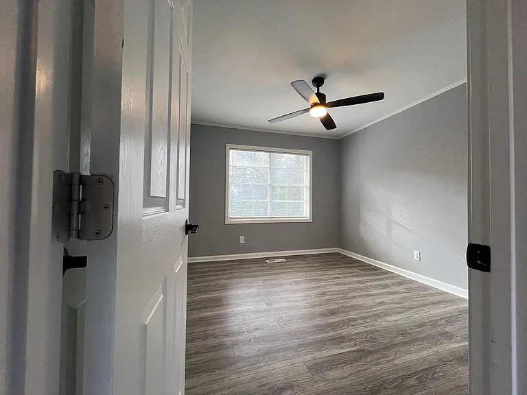 2903 Skyline Dr — Photo 8