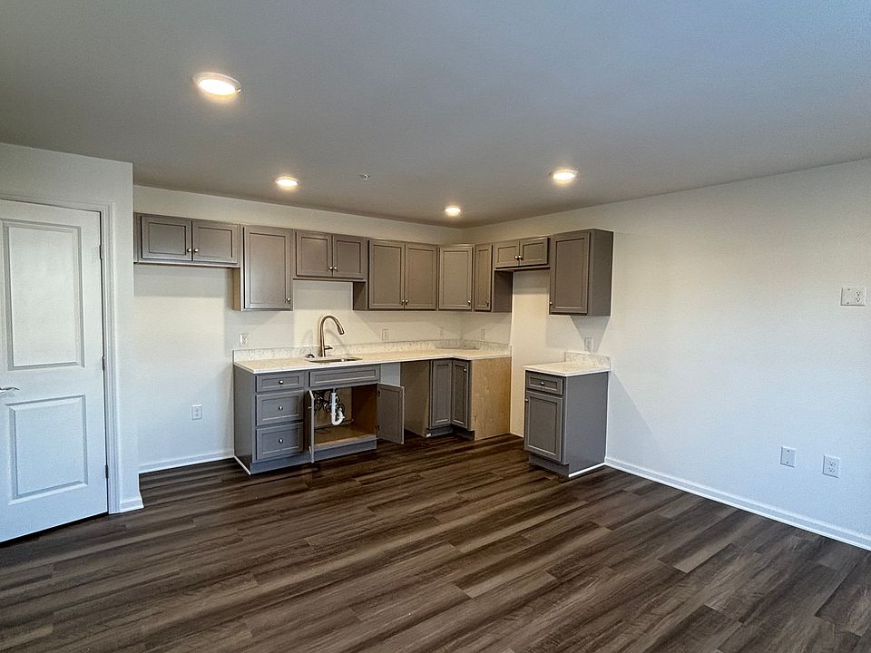 1st image of 1137 Stuyvesant Ave #402