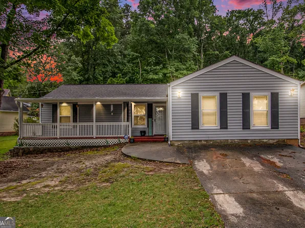 7845 Chase Woods Dr, Jonesboro, GA 30236