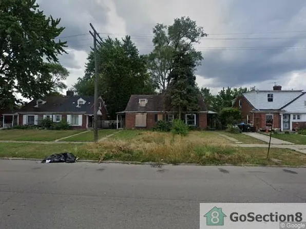 10335 Curtis St, Detroit, MI 48221