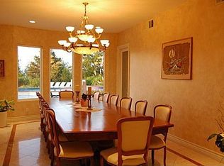 3877 Sherwood Pl, Sherman Oaks, CA 91423