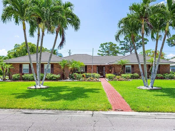 400 S Country Club Drive, Atlantis, FL 33462