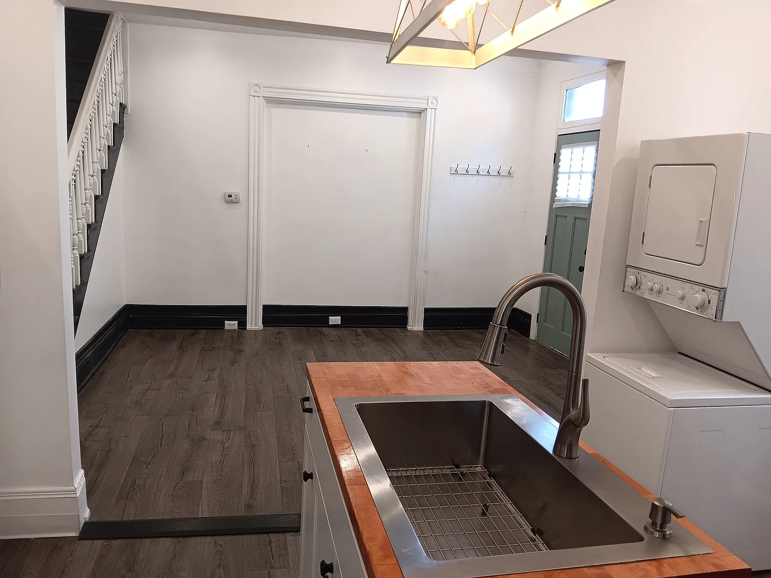4 bed, 1580 sqft, $1,850 — Photo 3
