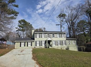 661 Bantry Ln, Stone Mountain, GA 30083