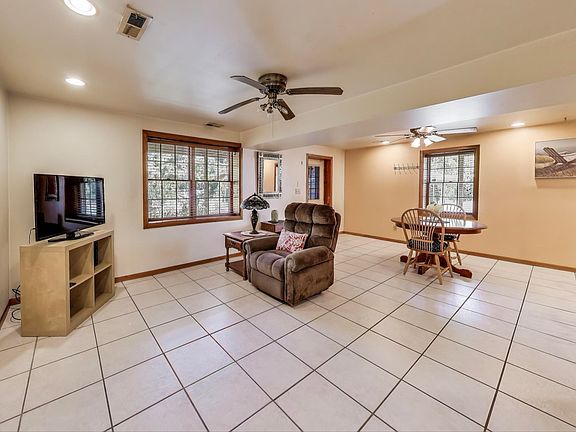 5th image of 8708 Truman Cir