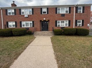 18 Sisson St APT C, East Hartford, CT 06118