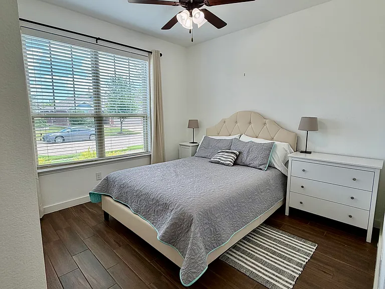 1812 Alton Way — Photo 13