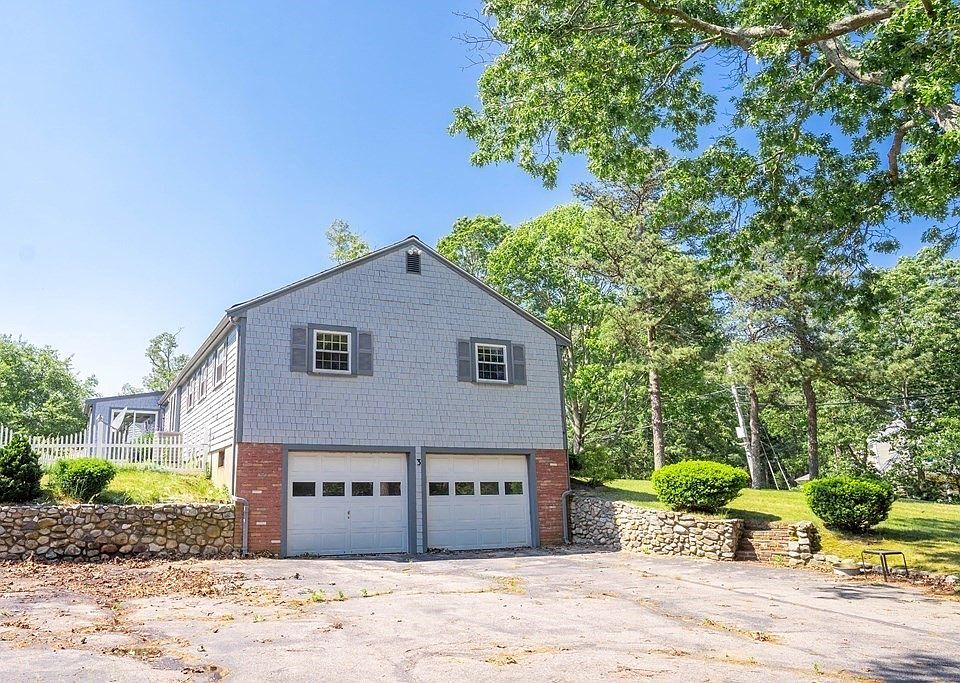 4 Carver Rd, Plymouth, MA 02360 Zillow