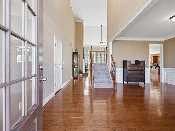 3rd image of 6163 Stillwater Pl