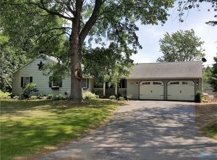 2423 County Rd E, Swanton, OH 43558