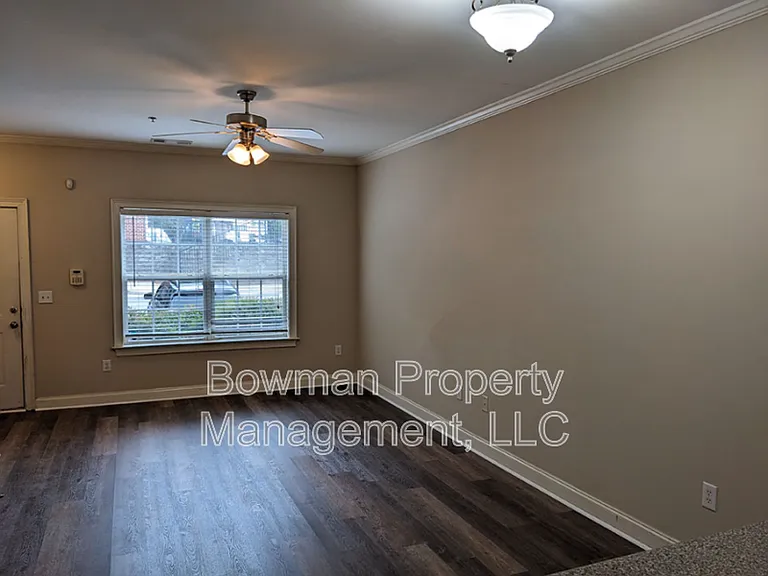 460 Barnett Shoals Rd #F3 — Photo 4