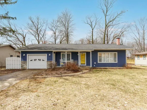 915 Butts Ave, Tomah, WI 54660