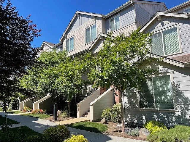 18535 Poppy Jasper Ln — Photo 3