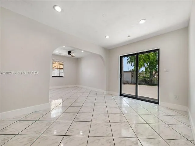10401 SW 199th St — Photo 9