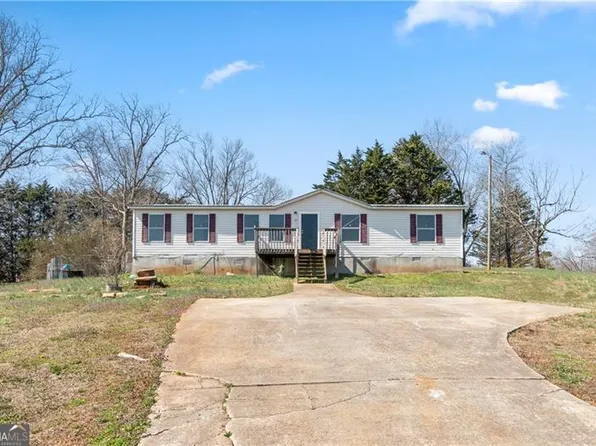 123 Center Grove Dr, Cleveland, GA 30528