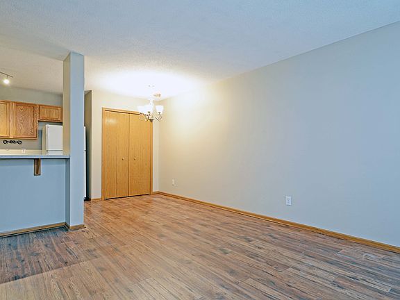 3rd image of 15957 Firtree Dr
