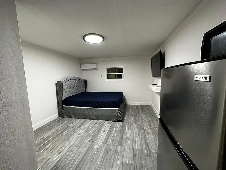 1631 Providence Blvd — Photo 4