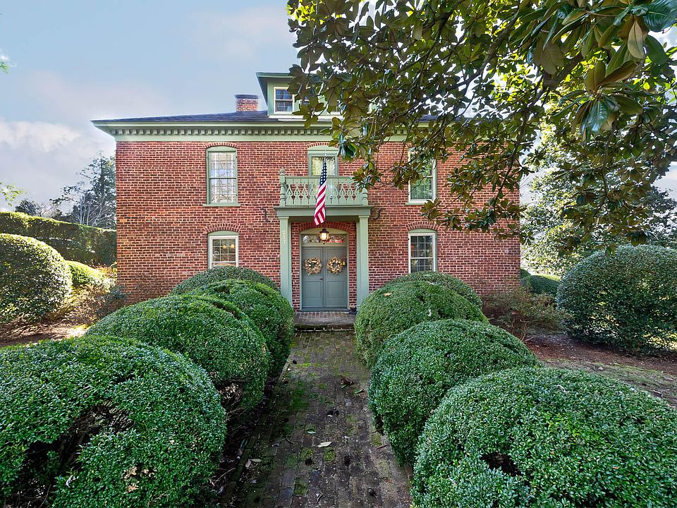 1st image of 217 Euclid Ave