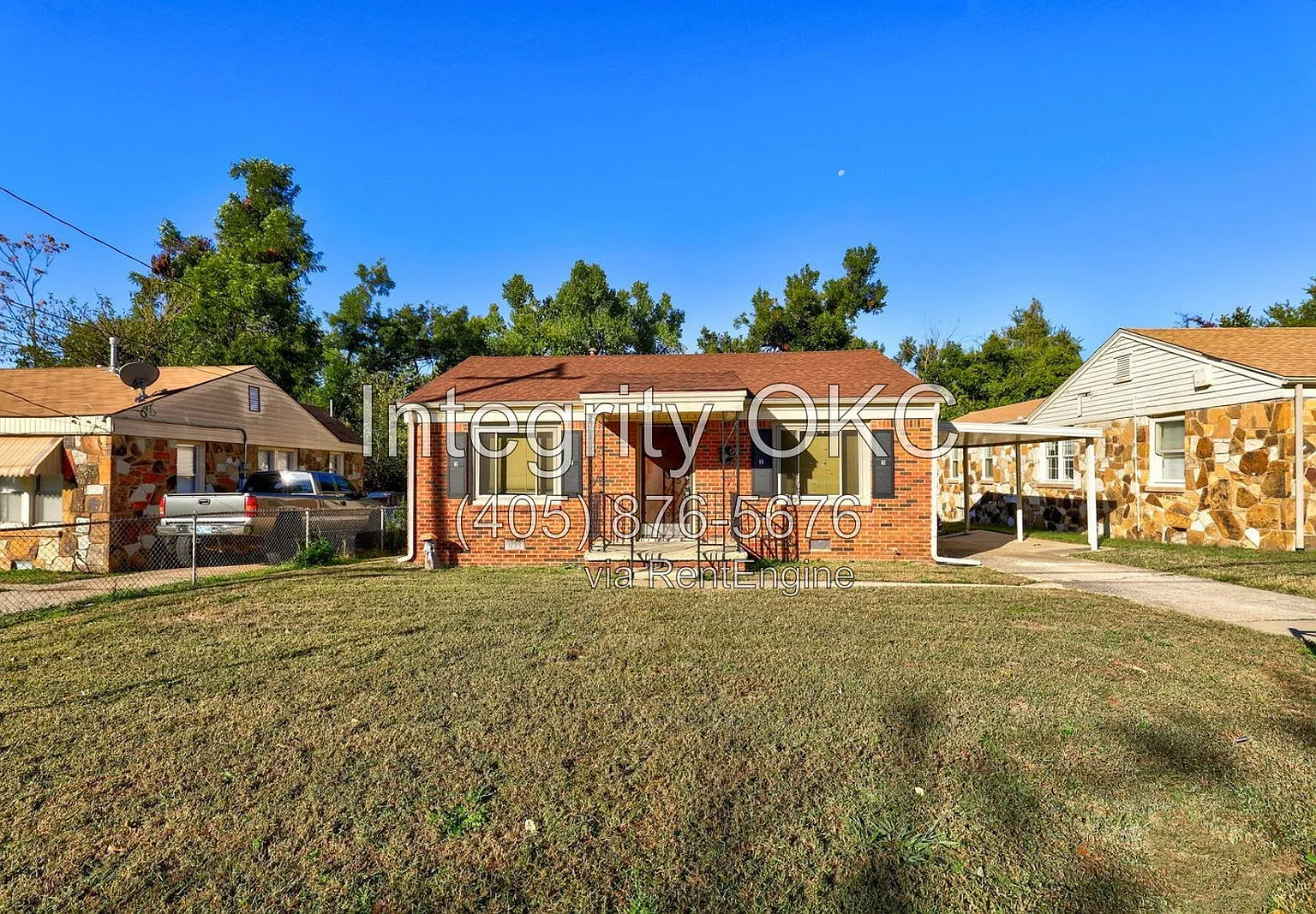 3 bed, 2.0 bath, 1465 sqft, $1,100 — Photo 2