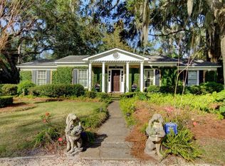 208 Wymberly Rd, Saint Simons Island, GA 31522