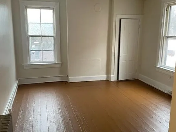 4172 Hamilton Ave #2, Cincinnati, OH 45223