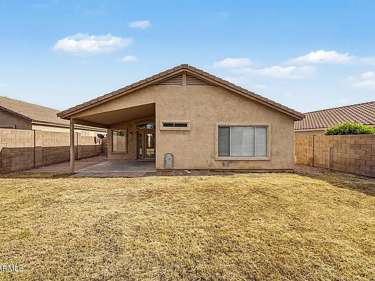 3290 E Juanita Ave — Photo 29