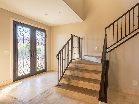 5th image of 2920 Club Moss Ln