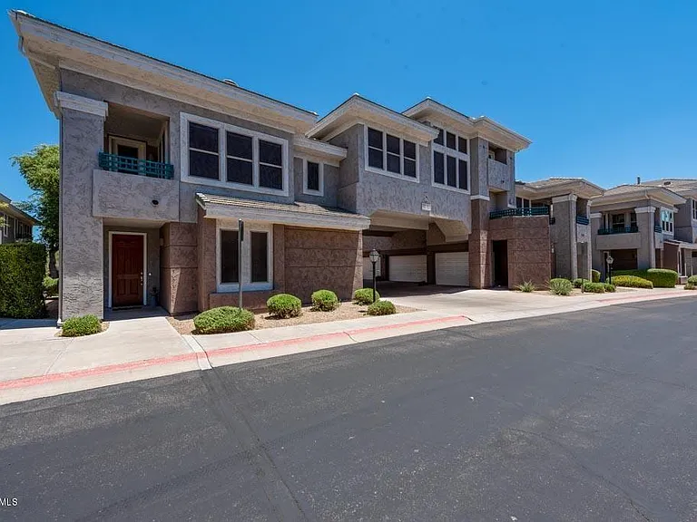 15221 N Clubgate Dr #2057 — Photo 4