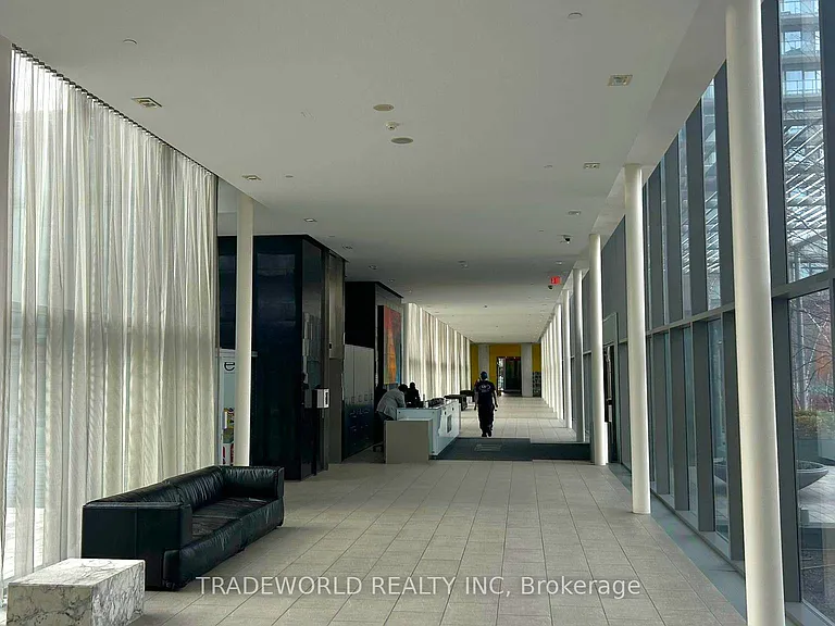 103 The Queensway #1210 — Photo 18