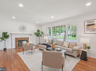 5803 Sunderland Ct, Alexandria, VA 22315