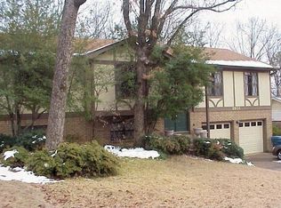 3201 Hazy Ridge Ct, Little Rock, AR 72227