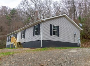 35 Owl Cove Rd, Leicester, NC 28748