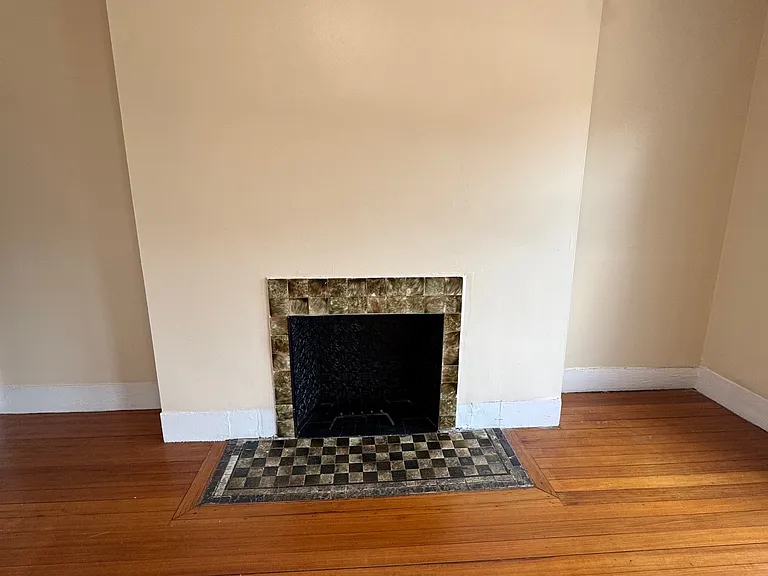 1521 Washington St #16 — Photo 4
