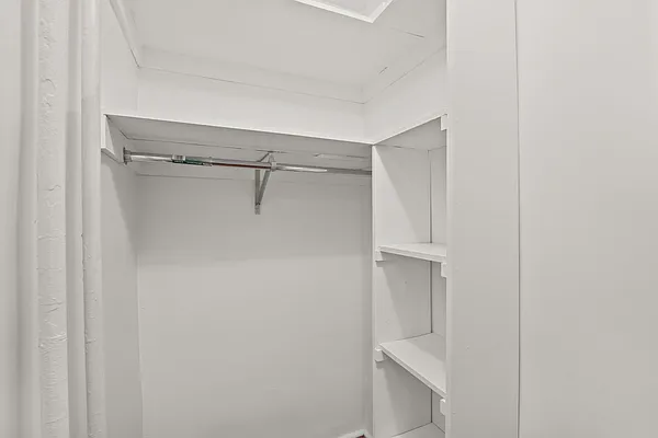 Rented by Cooper & Cooper Real Estate | media 17