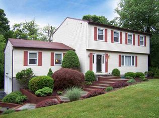 17 Aspen Rd, Hopewell Junction, NY 12533