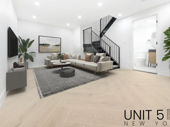 351 Melrose Street image 7 of 11