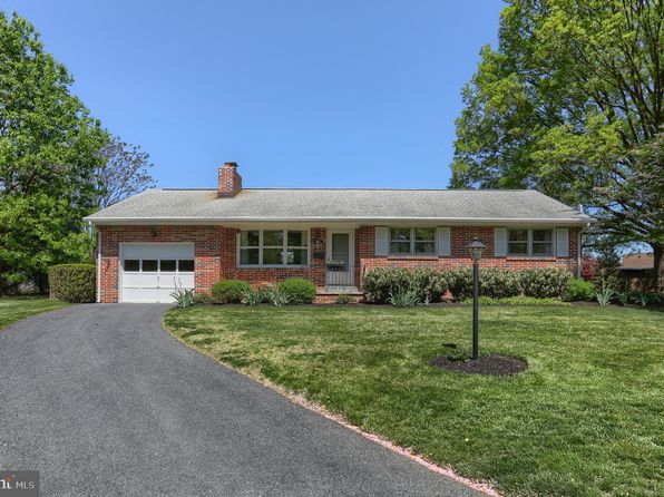 3804 Sunset Dr, Harrisburg, PA 17111
