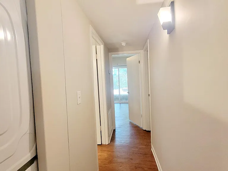 1422 Scales St #G — Photo 9