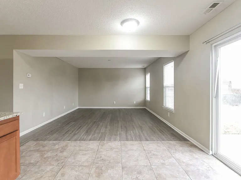 607 Sweet Creek Dr — Photo 14
