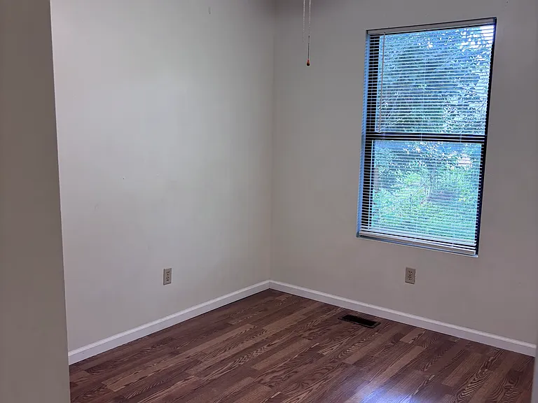 3030 Lyme St — Photo 10