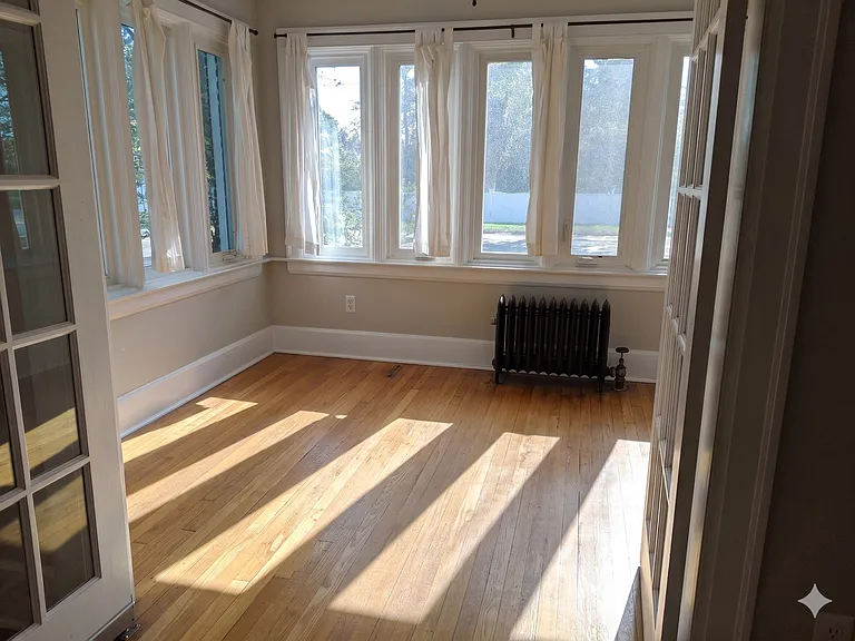 2041 N Main St #1 — Photo 9