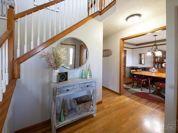 2nd image of 5785 Dakota Ct