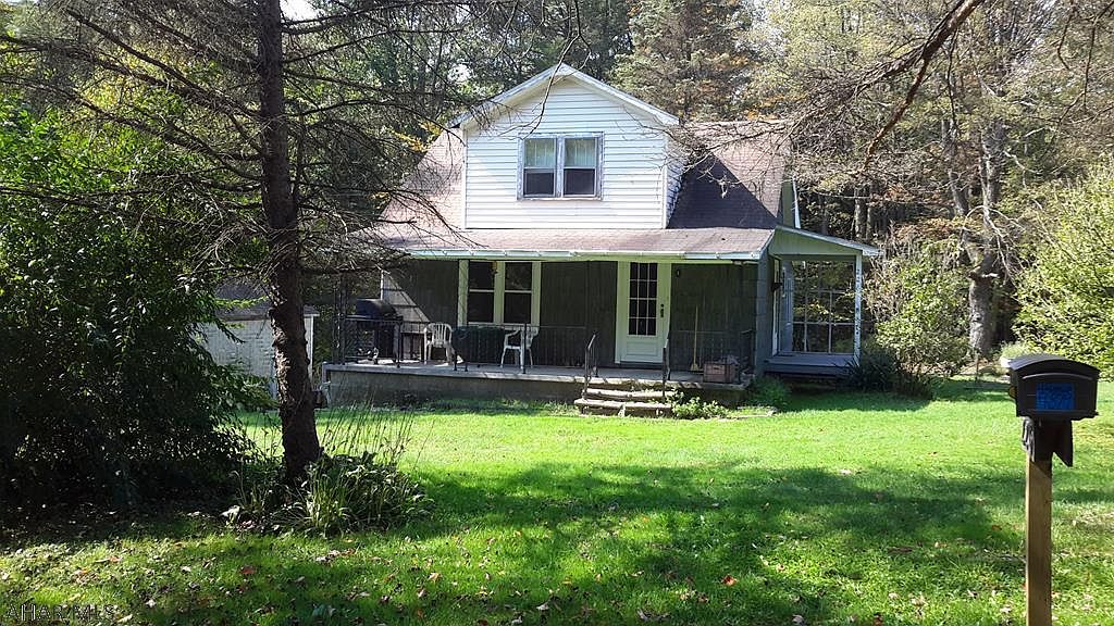 226 South St, Ebensburg, PA 15931 Zillow