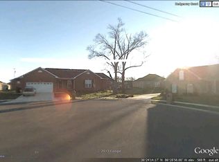 224 Hedgeway Ct, Gallatin, TN 37066