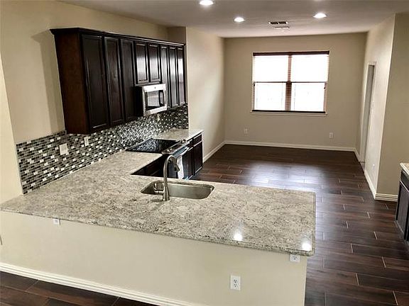 2nd image of 9121 Water Oak Dr