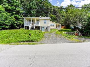 328 Walnut Ave, New Windsor, NY 12553