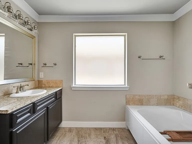 1103 Masquerade Blvd — Photo 10