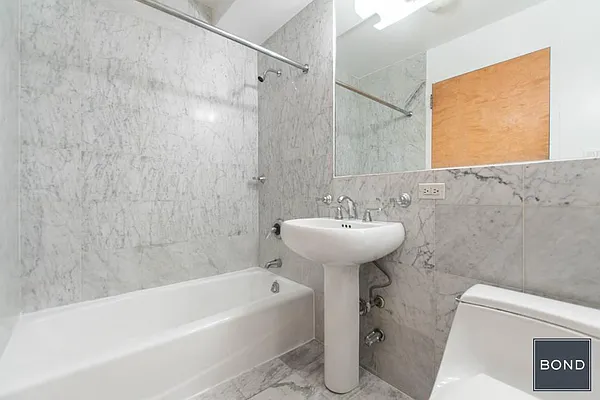 Rented by Bond New York | media 34